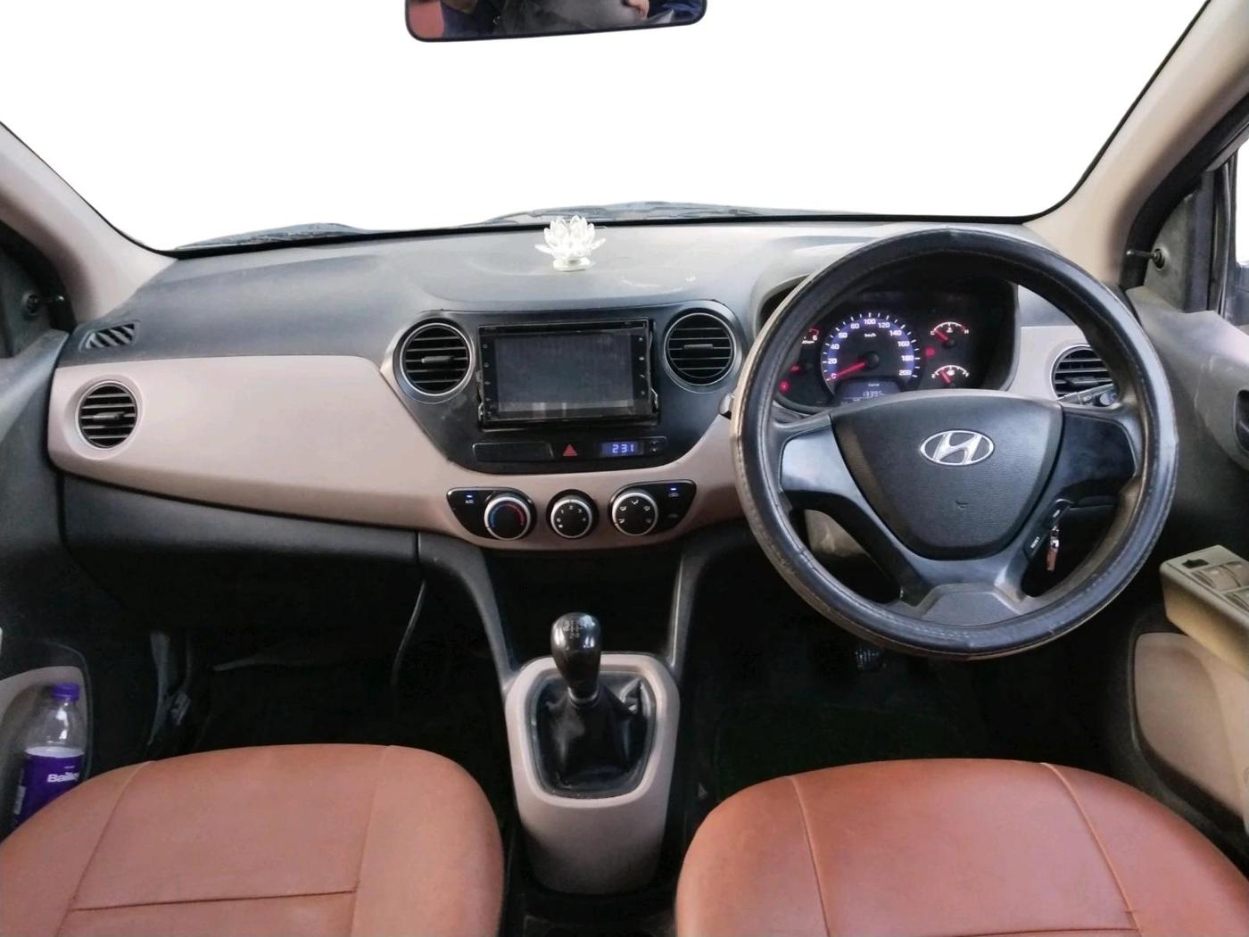 2017 Hyundai Xcent BASE 1.1, Diesel, Manual, 79,106 km, interior