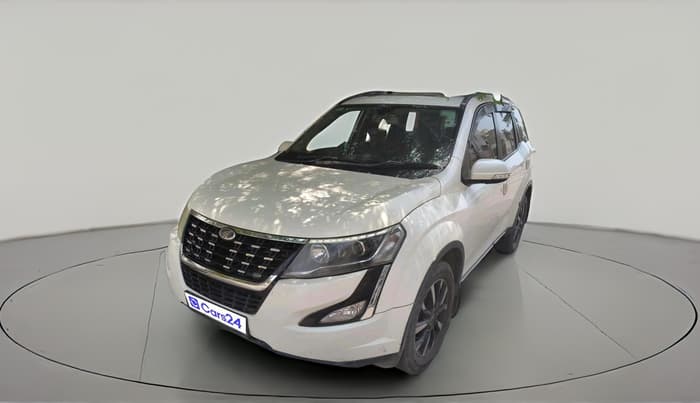 2018 Mahindra XUV500 W11, Diesel, Manual, 2,66,192 km, exterior