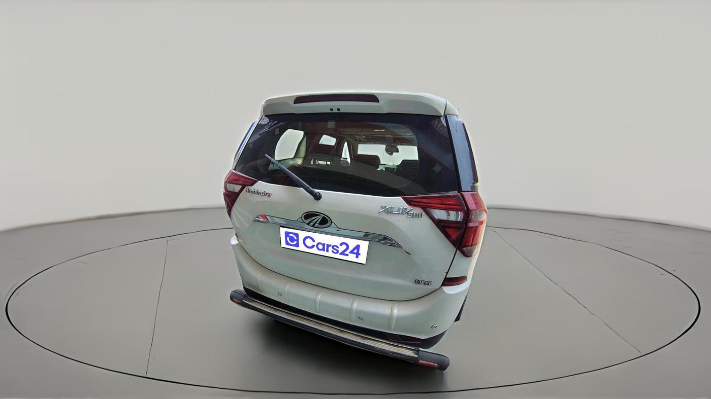 2018 Mahindra XUV500 W11, Diesel, Manual, 2,66,192 km, exterior