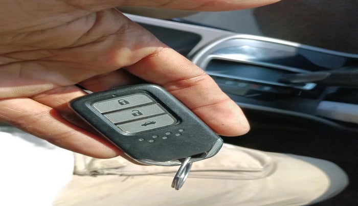 2017 Honda City 1.5L I-VTEC ZX CVT, Petrol, Automatic, 1,75,898 km, interior