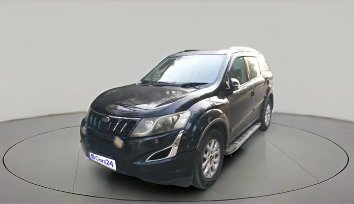 2015 Mahindra XUV500 W10, Diesel, Manual, 1,04,054 km, exterior