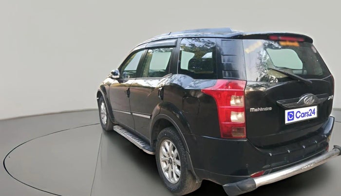 2015 Mahindra XUV500 W10, Diesel, Manual, 1,04,054 km, exterior