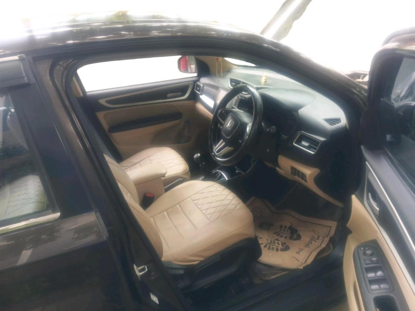 2023 Honda Amaze 1.2L I-VTEC S, CNG, Manual, 75,560 km, interior