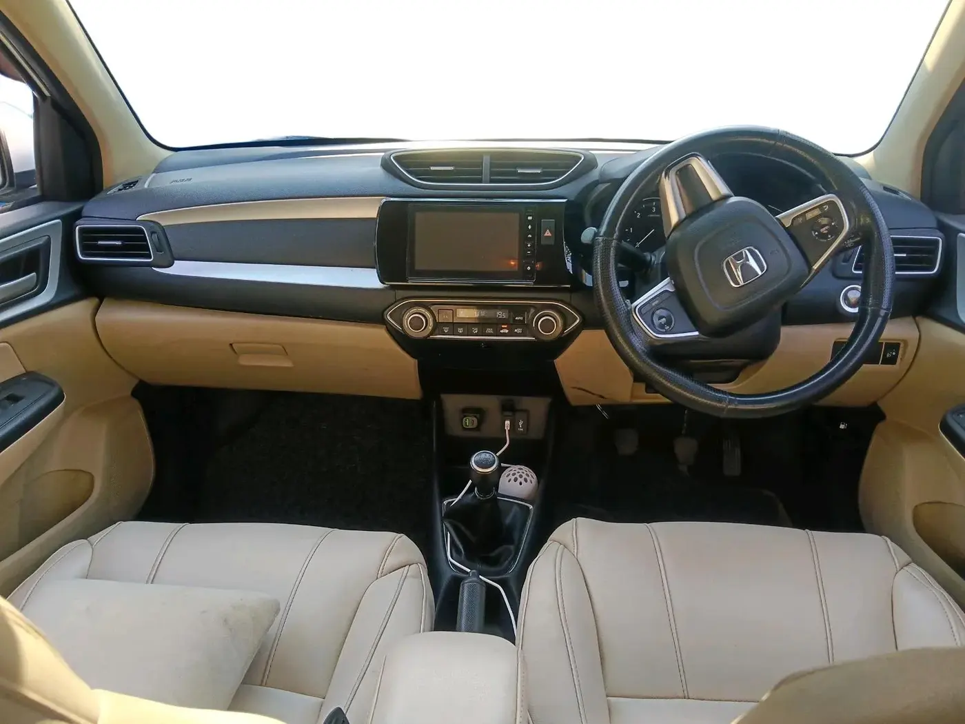 2022 Honda Amaze 1.5L I-DTEC VX, Diesel, Manual, 98,550 km, interior