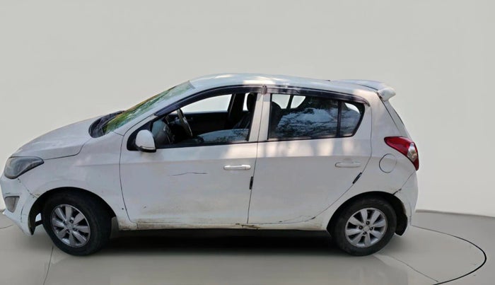 2013 Hyundai i20 SPORTZ 1.4 CRDI, Diesel, Manual, 1,74,170 km, exterior