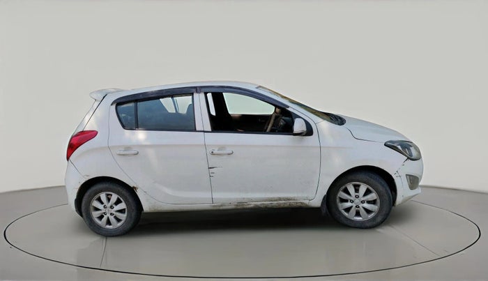 2013 Hyundai i20 SPORTZ 1.4 CRDI, Diesel, Manual, 1,74,170 km, exterior