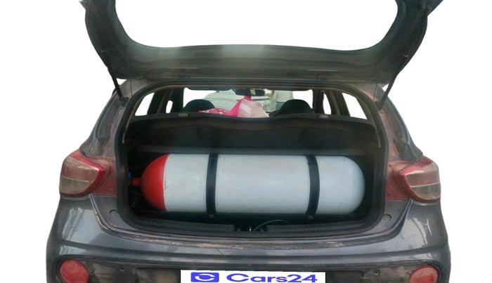 2017 Hyundai Grand i10 SPORTZ (O) 1.2 KAPPA VTVT, CNG, Manual, 62,693 km, exterior