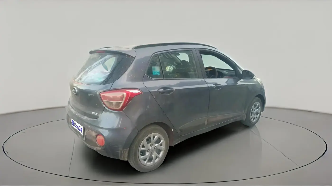 2017 Hyundai Grand i10 SPORTZ (O) 1.2 KAPPA VTVT, CNG, Manual, 62,693 km, exterior