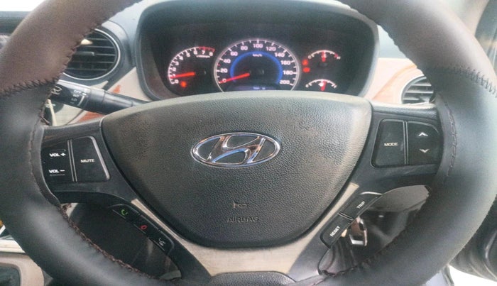 2017 Hyundai Grand i10 SPORTZ (O) 1.2 KAPPA VTVT, CNG, Manual, 62,693 km, interior