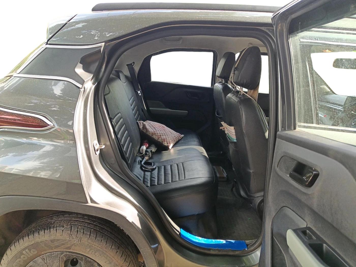 2023 Tata PUNCH ADVENTURE MT, Petrol, Manual, 22,362 km, interior