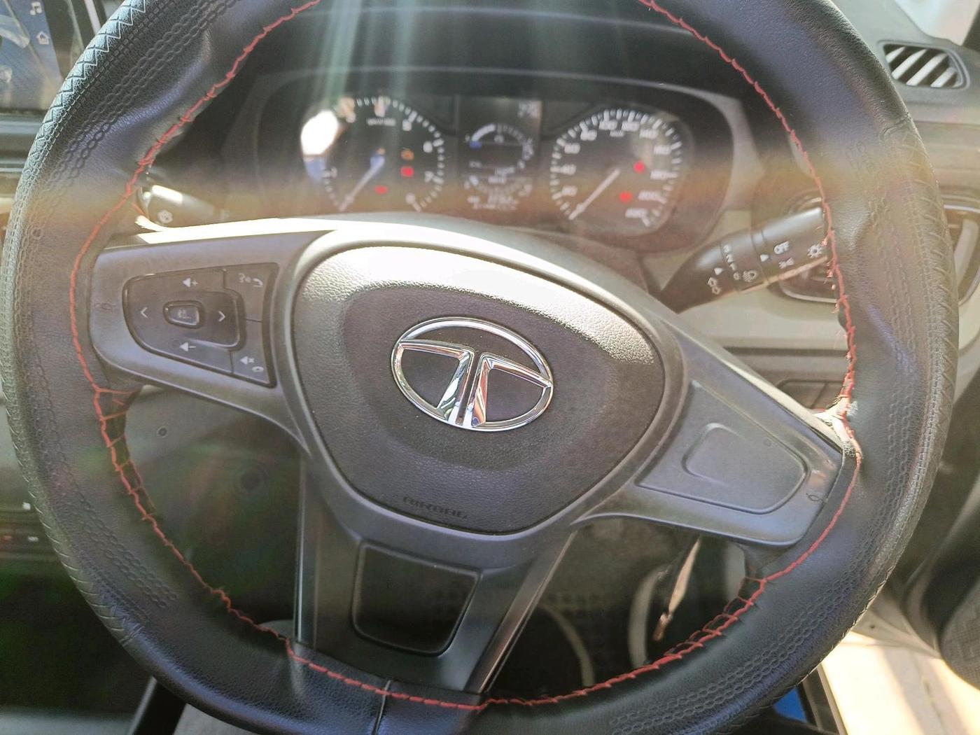 2023 Tata PUNCH ADVENTURE MT, Petrol, Manual, 22,362 km, interior