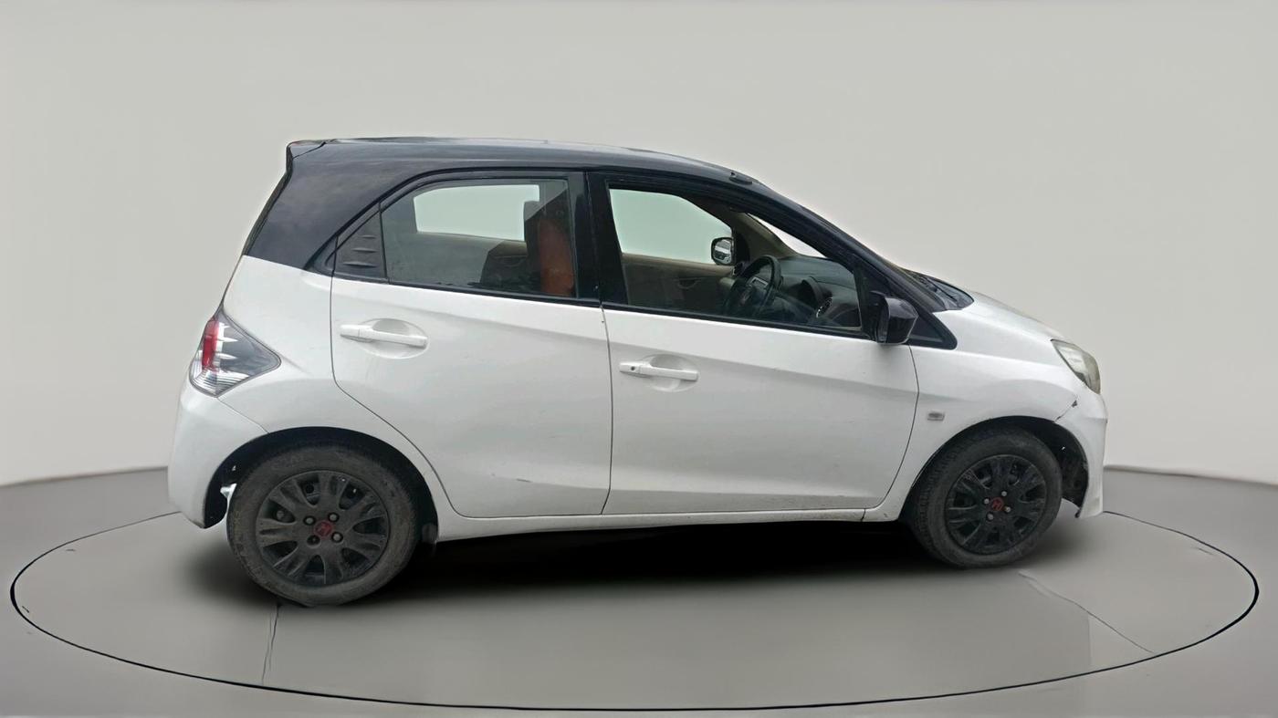 2012 Honda Brio S(O) MT, Petrol, Manual, 72,136 km, exterior