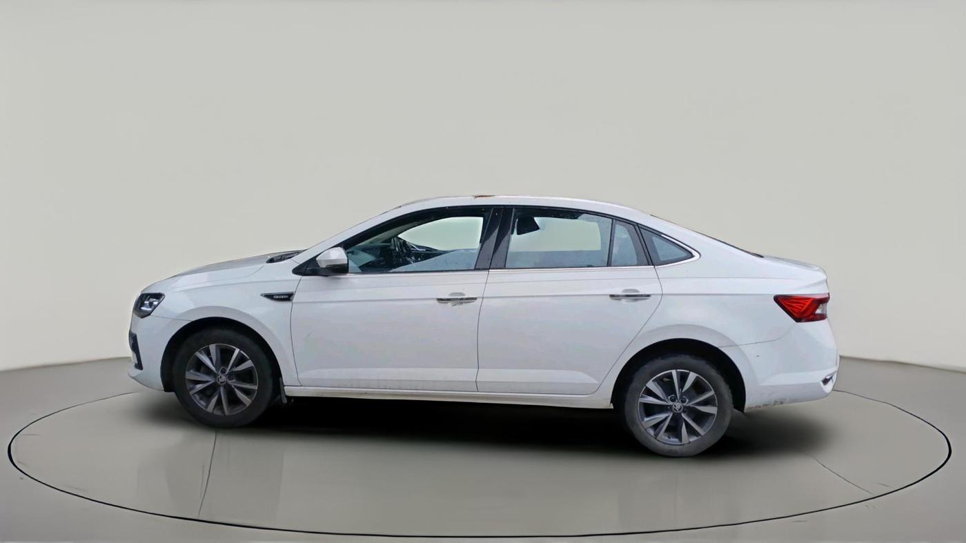 2022 Skoda SLAVIA STYLE 1.0L TSI MT, Petrol, Manual, 50,763 km, exterior