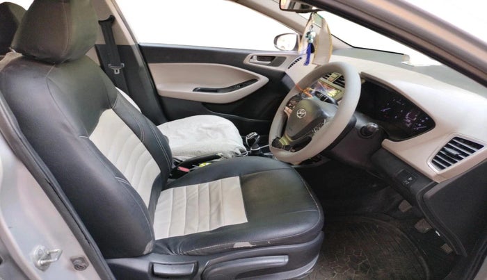 2014 Hyundai Elite i20 SPORTZ 1.4 (O) CRDI, Diesel, Manual, 77,785 km, interior