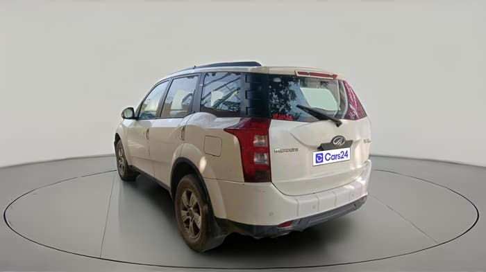 2014 Mahindra XUV500 W8, Diesel, Manual, 1,02,002 km, exterior