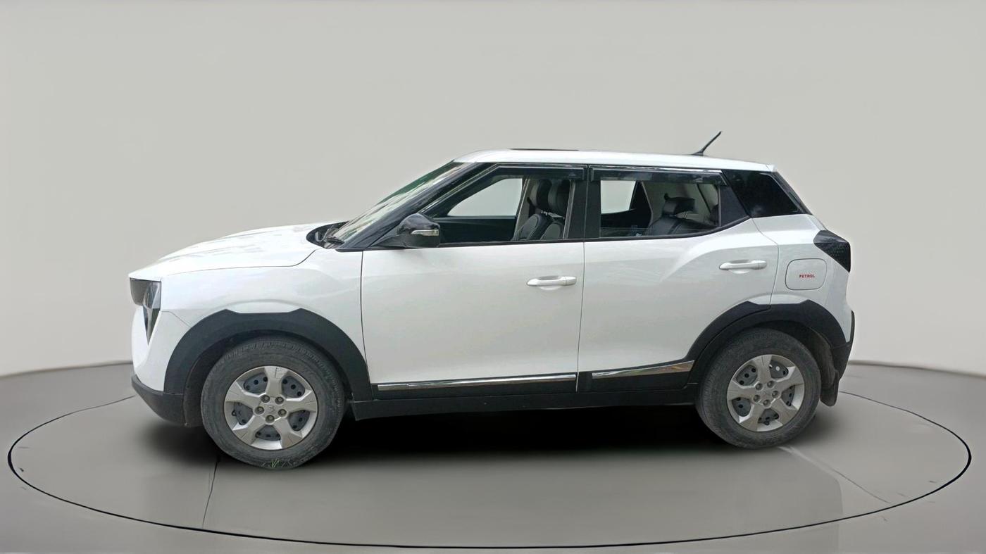 2024 Mahindra XUV 3XO MX3 Pro 1.2 L TCMPFi, Petrol, Manual, 38,447 km, exterior