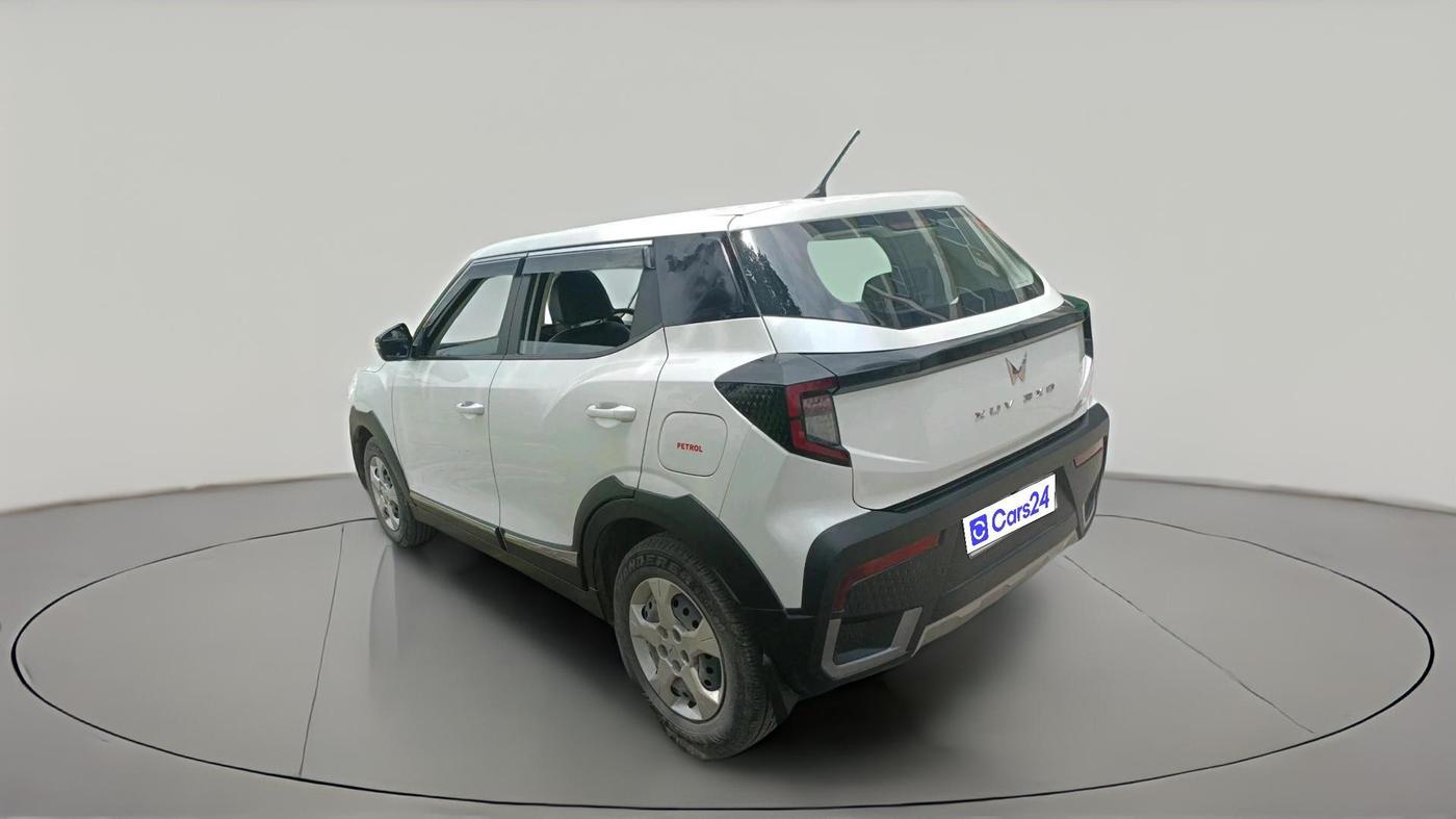 2024 Mahindra XUV 3XO MX3 Pro 1.2 L TCMPFi, Petrol, Manual, 38,447 km, exterior