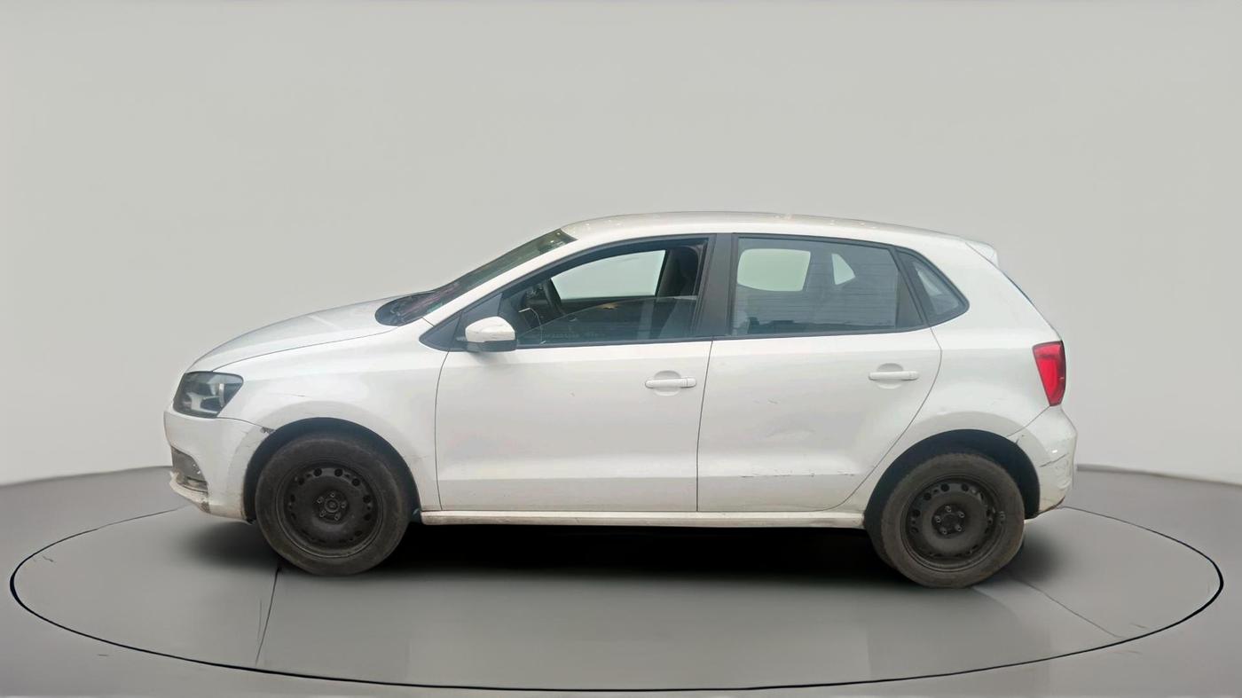 2016 Volkswagen Polo COMFORTLINE 1.2L, Petrol, Manual, 48,204 km, exterior