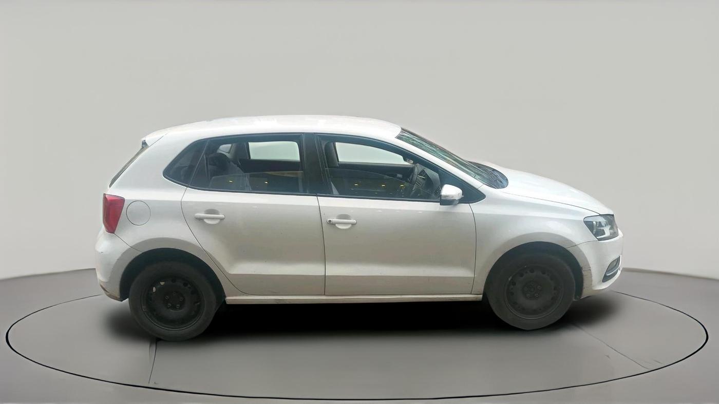 2016 Volkswagen Polo COMFORTLINE 1.2L, Petrol, Manual, 48,204 km, exterior