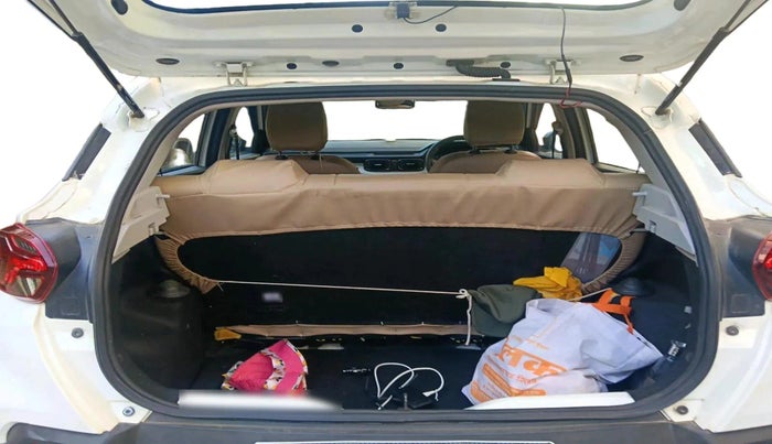 2022 Tata PUNCH PURE MT, Petrol, Manual, 23,073 km, exterior