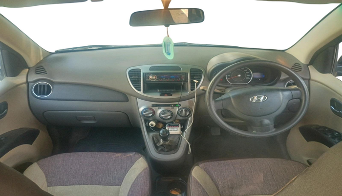2011 Hyundai i10 MAGNA 1.2, Petrol, Manual, 80,907 km, interior