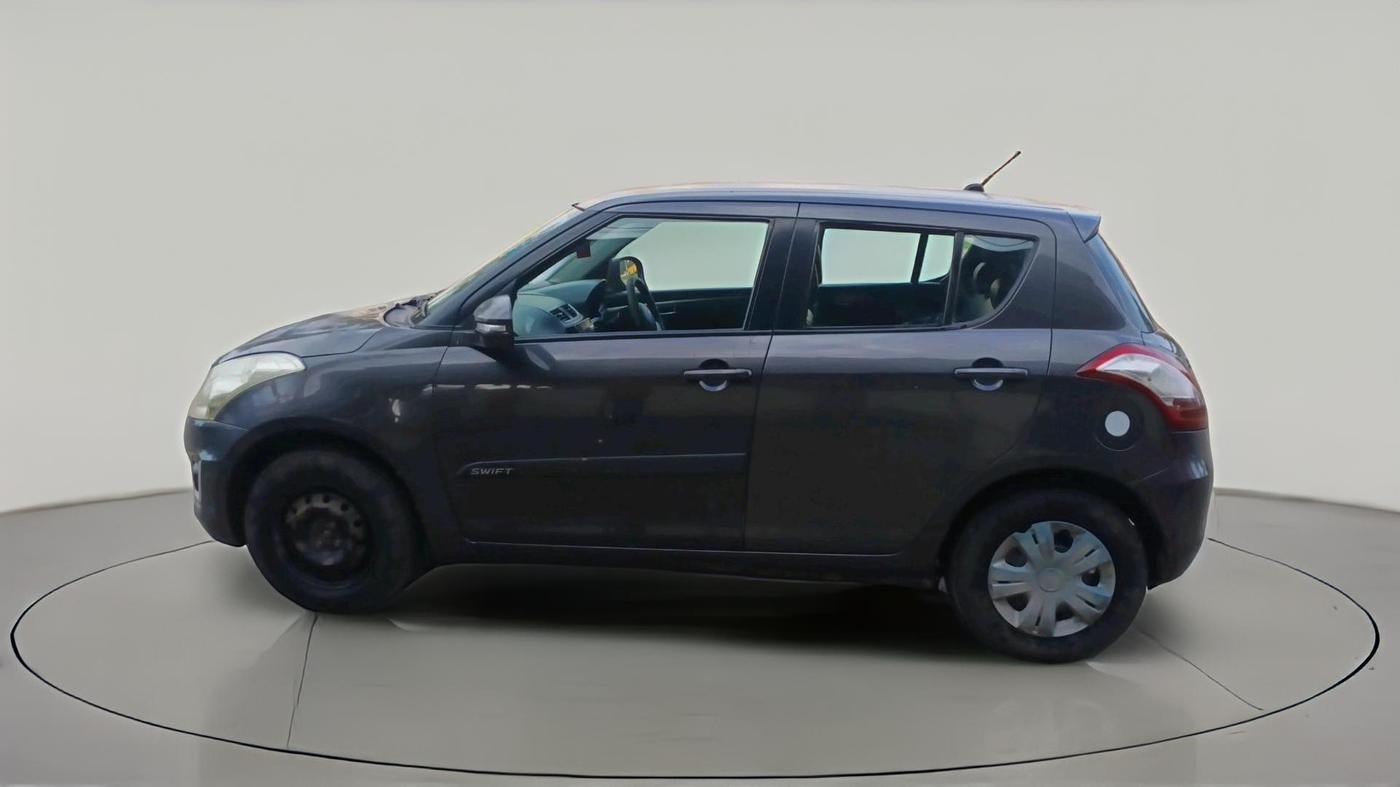 2015 Maruti Swift VXI, CNG, Manual, 1,11,282 km, exterior