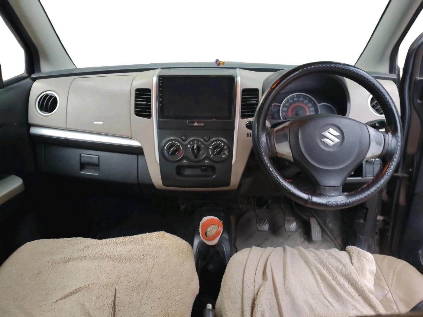 2015 Maruti Wagon R 1.0 VXI, CNG, Manual, 63,696 km, interior