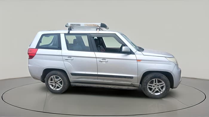2018 Mahindra TUV 300 PLUS P8, Diesel, Manual, 2,27,092 km, exterior