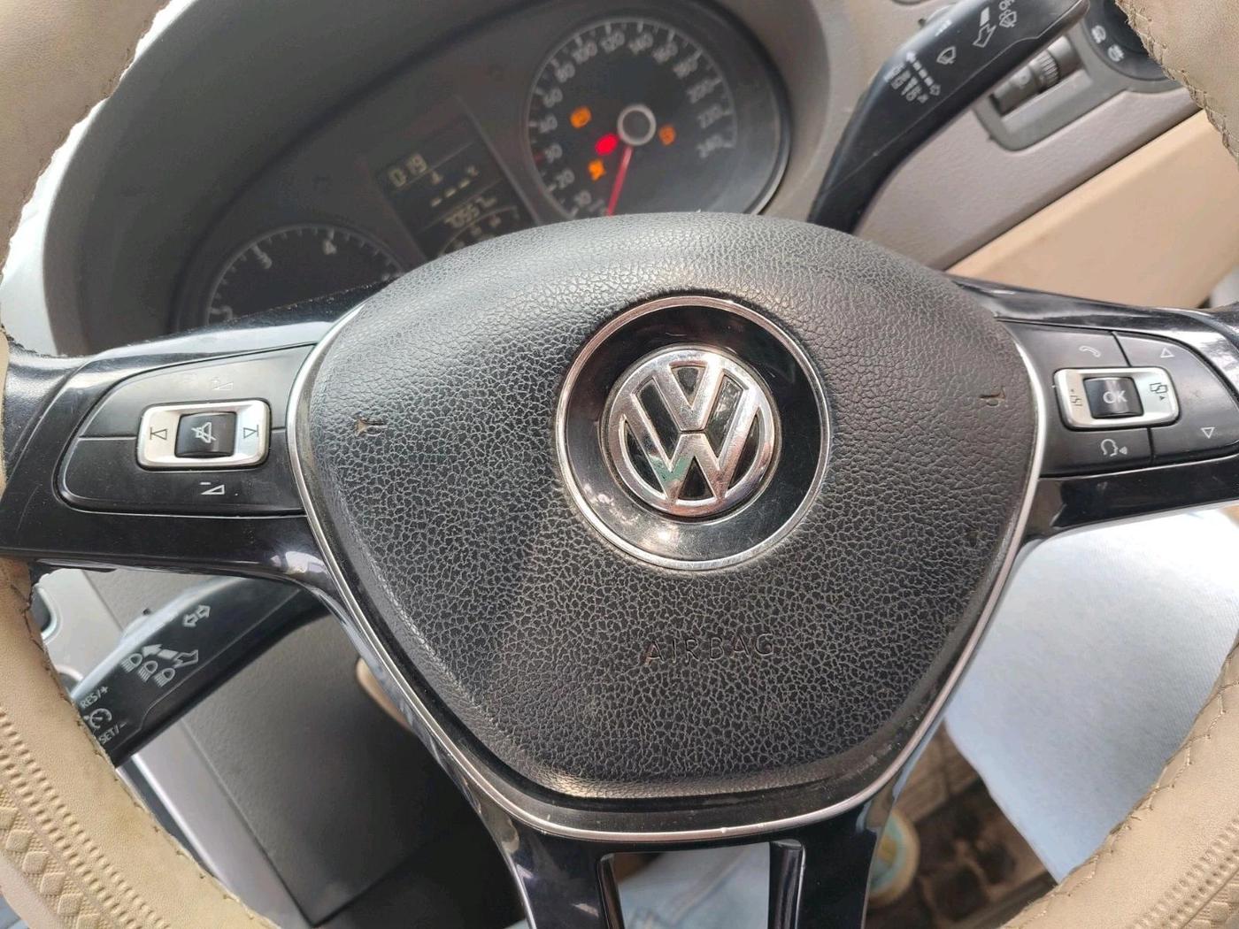 2015 Volkswagen Vento HIGHLINE DIESEL 1.5, Diesel, Manual, 70,557 km, interior
