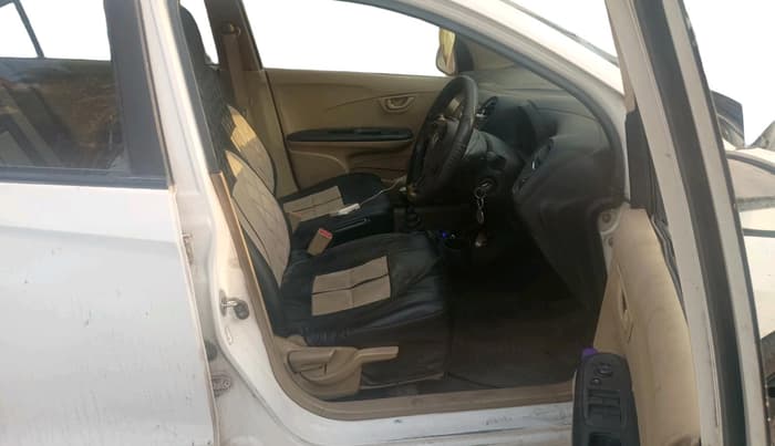 2014 Honda Amaze 1.5L I-DTEC S, Diesel, Manual, 1,65,432 km, interior