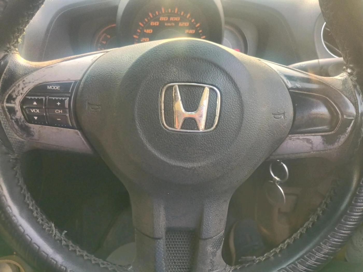 2014 Honda Amaze 1.5L I-DTEC S, Diesel, Manual, 1,65,432 km, interior