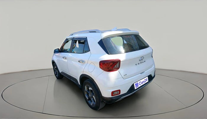 2020 Hyundai VENUE SX 1.5 CRDI, Diesel, Manual, 63,115 km, exterior