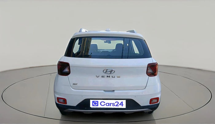 2020 Hyundai VENUE SX 1.5 CRDI, Diesel, Manual, 63,115 km, exterior