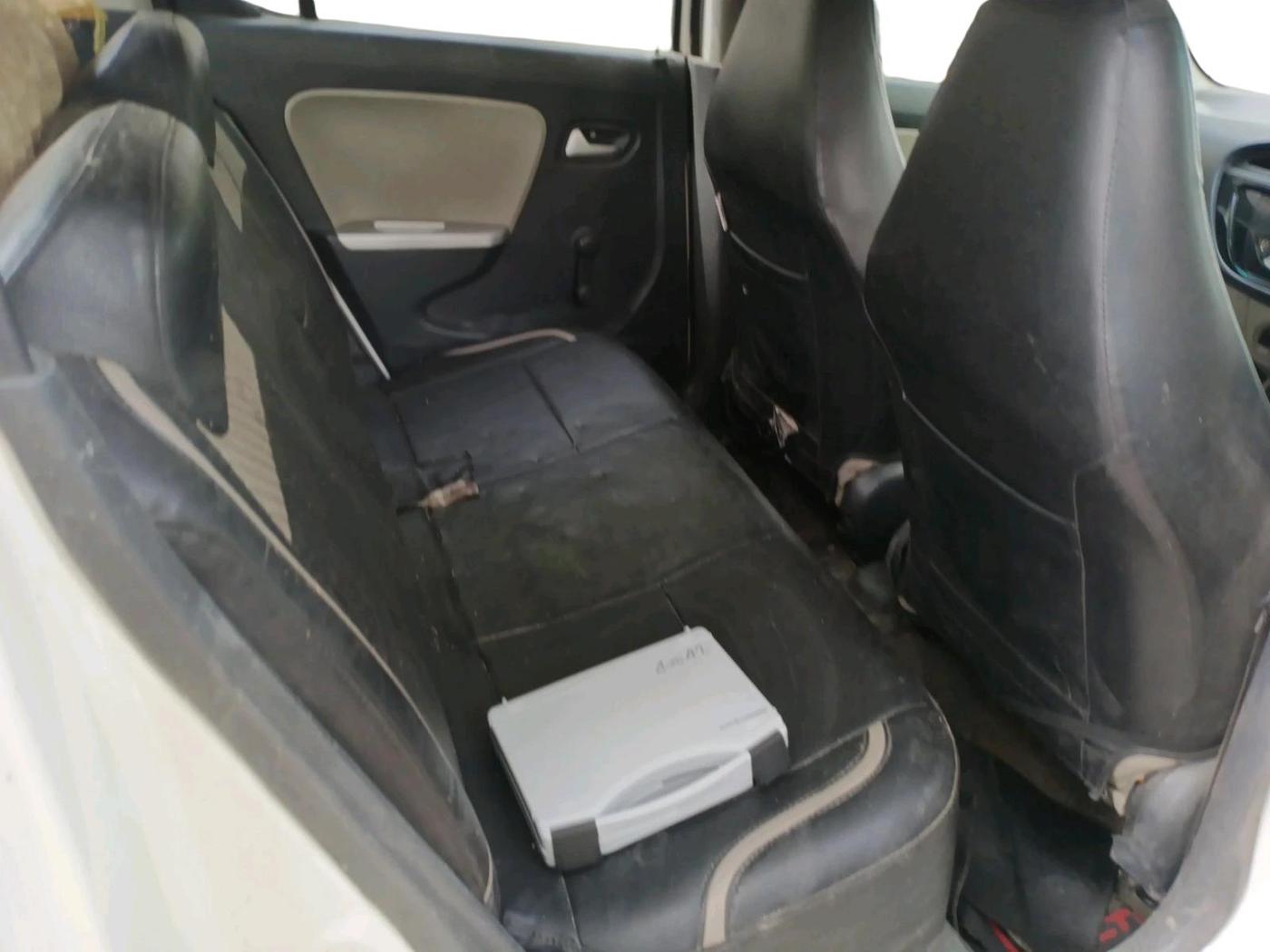 2015 Maruti Alto K10 VXI, Petrol, Manual, 68,500 km, interior