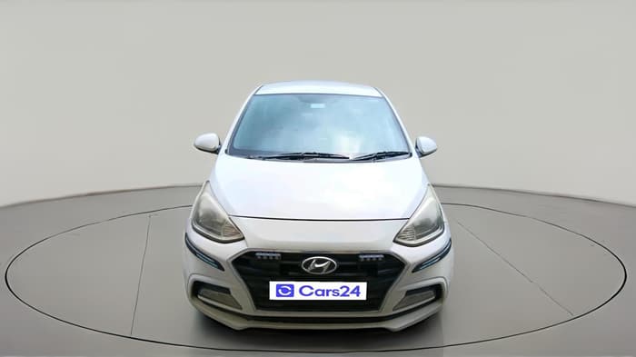 2017 Hyundai Xcent E+, Petrol, Manual, 1,24,421 km, exterior