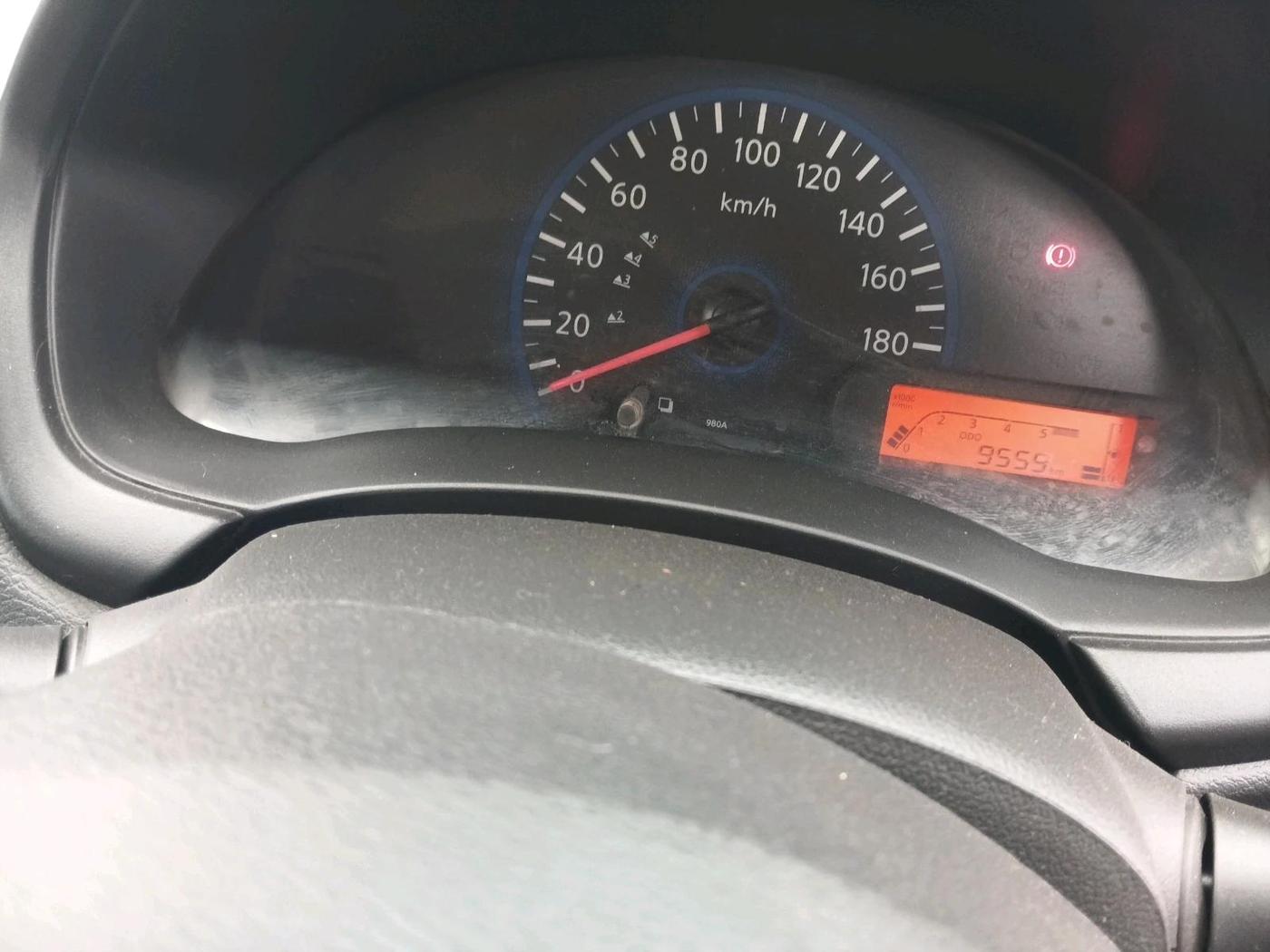 2016 Datsun Go Plus T, Petrol, Manual, 9,559 km, interior