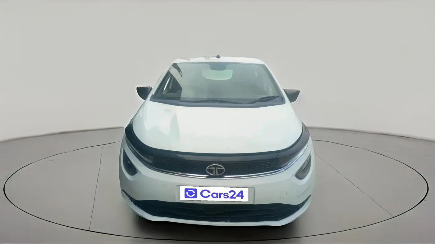 2022 Tata ALTROZ XT DIESEL, Diesel, Manual, 1,32,433 km, exterior