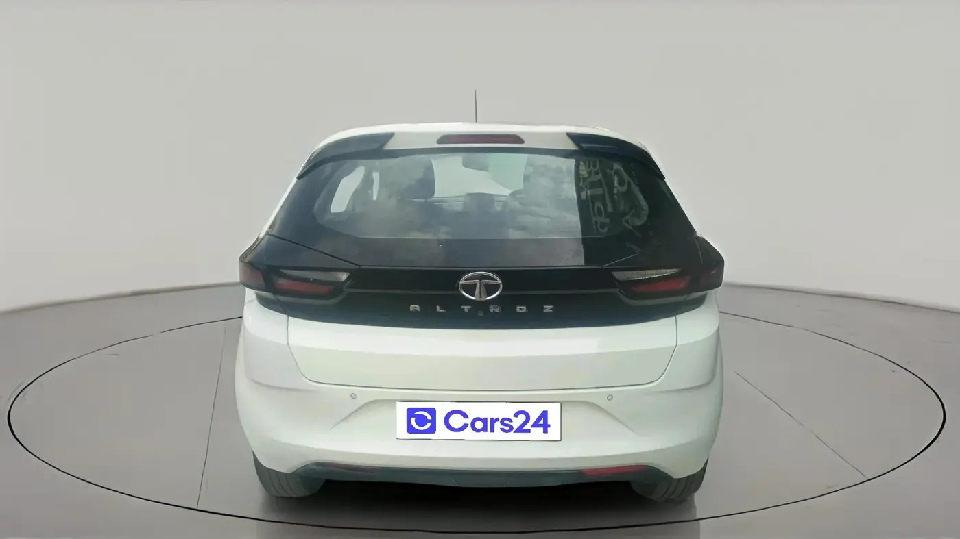 2022 Tata ALTROZ XT DIESEL, Diesel, Manual, 1,32,433 km, exterior