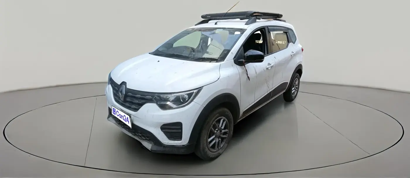 2022 Renault TRIBER RXT, Petrol, Manual, 52,765 km, exterior