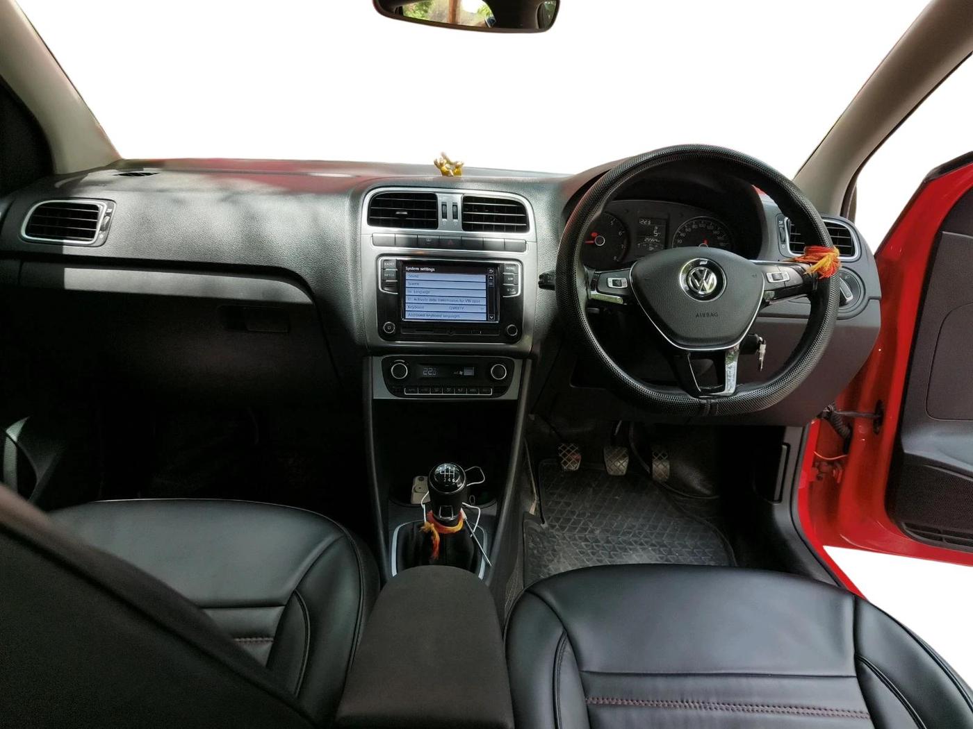 2022 Volkswagen Polo HIGHLINE PLUS 1.0L TSI, Petrol, Manual, 25,564 km, interior