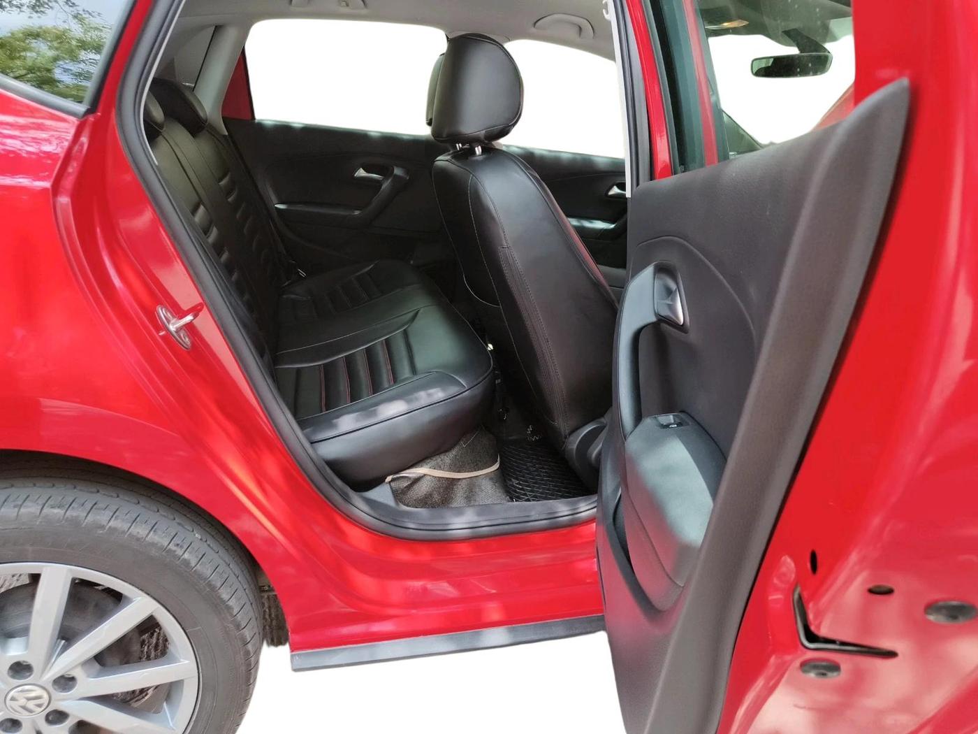 2022 Volkswagen Polo HIGHLINE PLUS 1.0L TSI, Petrol, Manual, 25,564 km, interior
