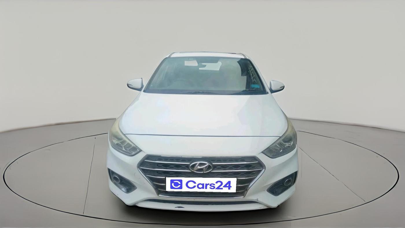 2019 Hyundai Verna 1.6 CRDI SX + AT, Diesel, Automatic, 94,739 km, exterior