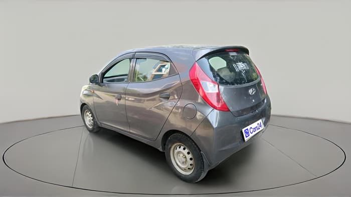 2017 Hyundai Eon ERA +, CNG, Manual, 1,01,156 km, exterior