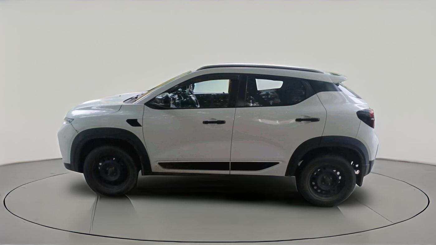 2023 Renault Kiger RXE MT, Petrol, Manual, 24,260 km, exterior