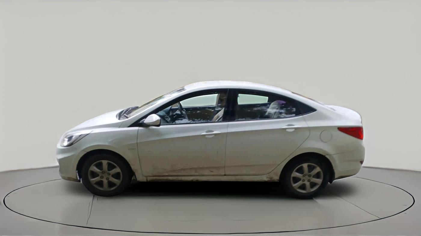 2012 Hyundai Verna FLUIDIC 1.6 VTVT EX, Petrol, Manual, 55,343 km, exterior