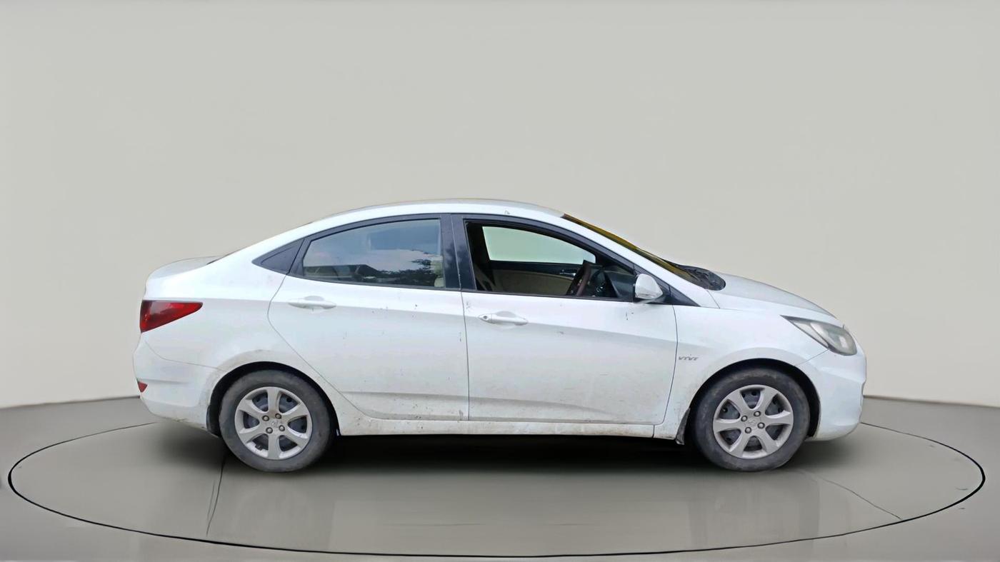 2012 Hyundai Verna FLUIDIC 1.6 VTVT EX, Petrol, Manual, 55,343 km, exterior