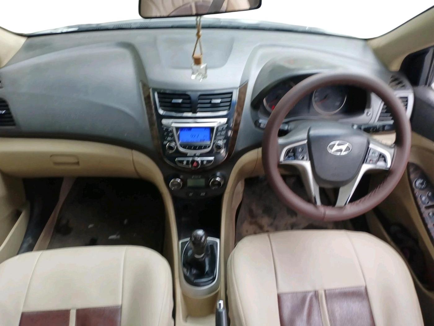 2012 Hyundai Verna FLUIDIC 1.6 VTVT EX, Petrol, Manual, 55,343 km, interior
