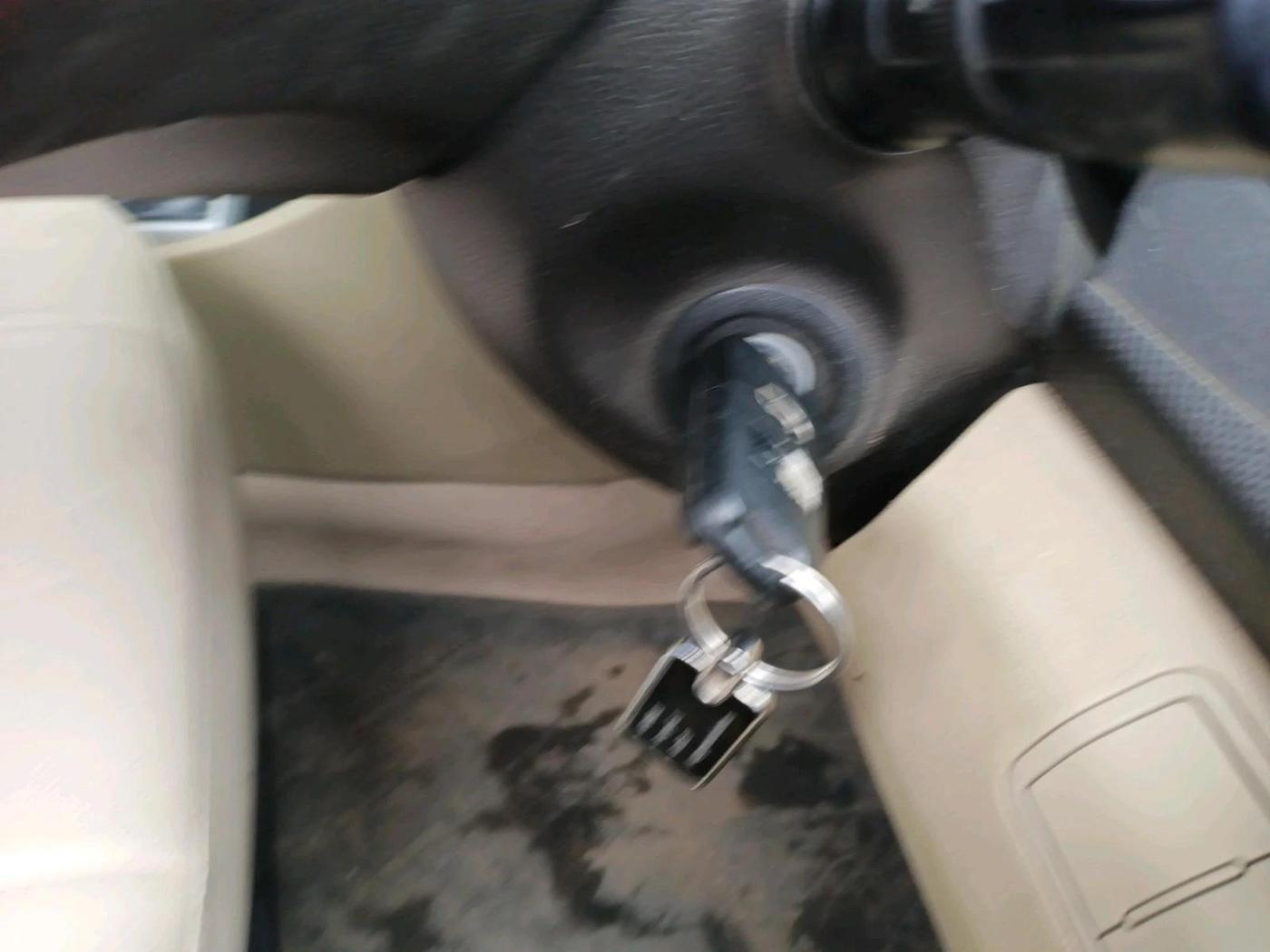 2012 Hyundai Verna FLUIDIC 1.6 VTVT EX, Petrol, Manual, 55,343 km, interior