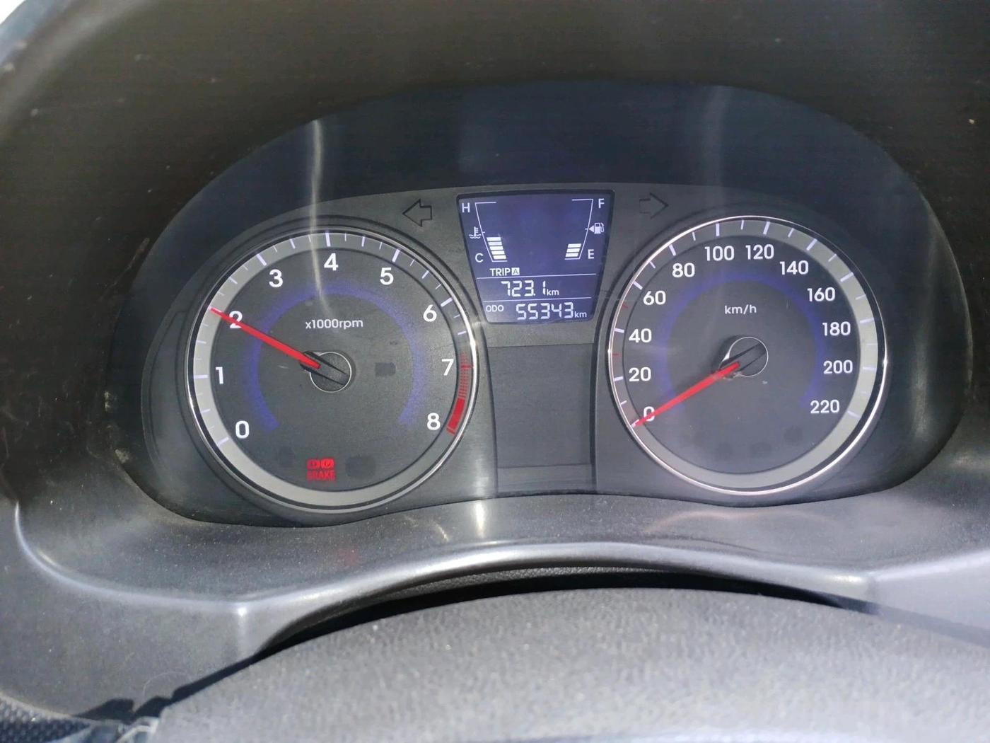2012 Hyundai Verna FLUIDIC 1.6 VTVT EX, Petrol, Manual, 55,343 km, interior
