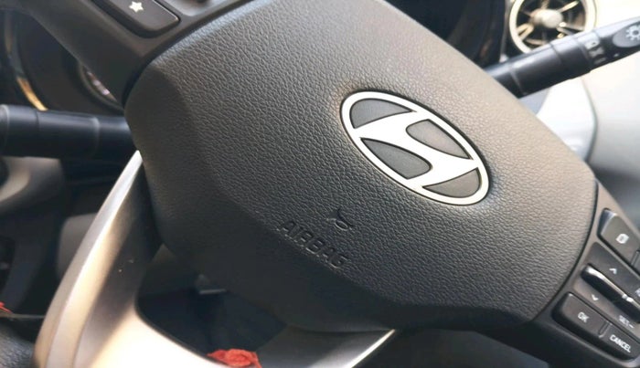 2024 Hyundai GRAND I10 NIOS SPORTZ 1.2 KAPPA VTVT, Petrol, Manual, 11,495 km, interior